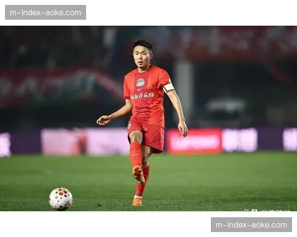 王上源队长越老越妖 河南中场节拍器掌控节奏